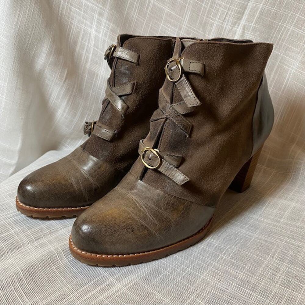 Antelope Taupe Leather Suede Heeled Ankle Booties Womens 9.5 Boots Boho Rustic
